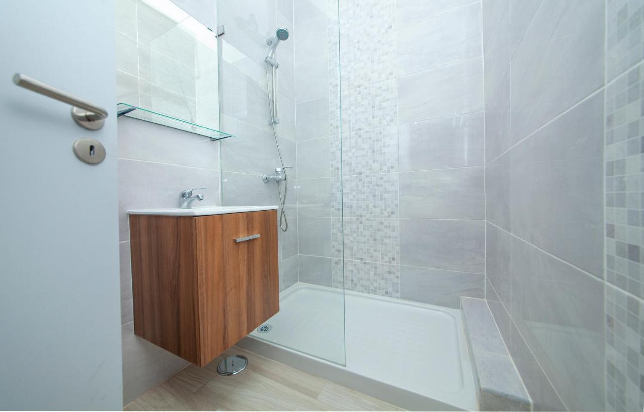 A45 - Oliveira Historic Apartment Lagos Luaran gambar