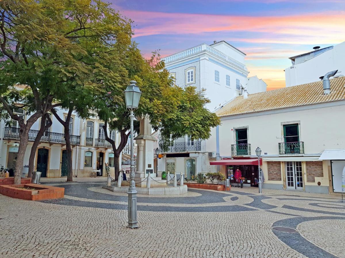 A45 - Oliveira Historic Apartment Lagos Luaran gambar